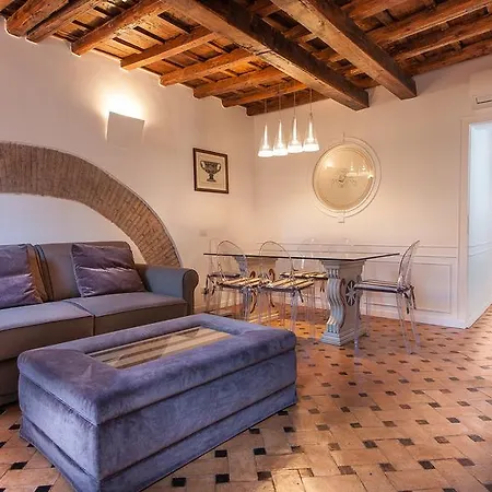 Apartamento In - Scala