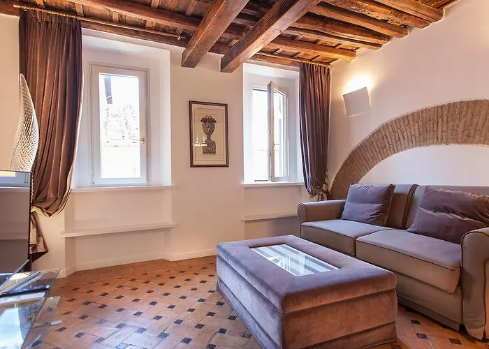 In - Scala Lägenhet *