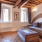 In - Scala Apartamento *