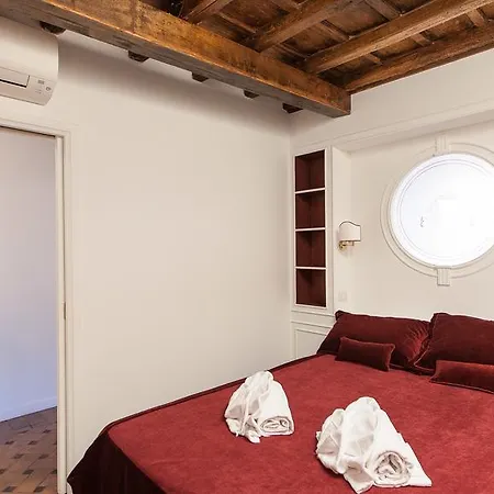 In - Scala Apartamento *